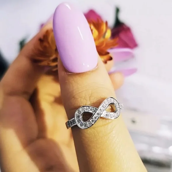 NEW BOWKNOT 925 STERLING SILVER RING, CUTE RING, SHINY RING. - Picture 2 of 4